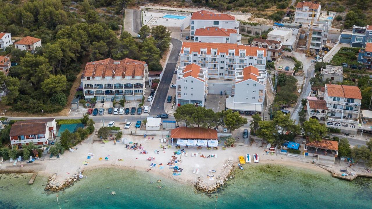 Malo More Resort Trogir Eksteriør billede